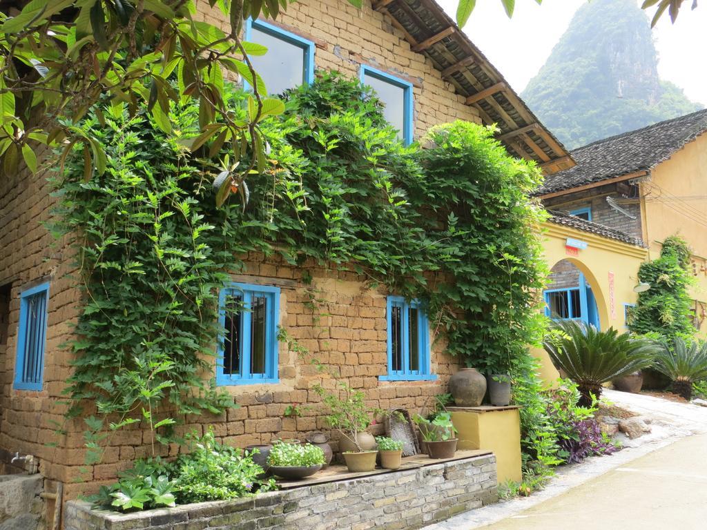 The Giggling Tree Hotel Yangshuo Exterior photo