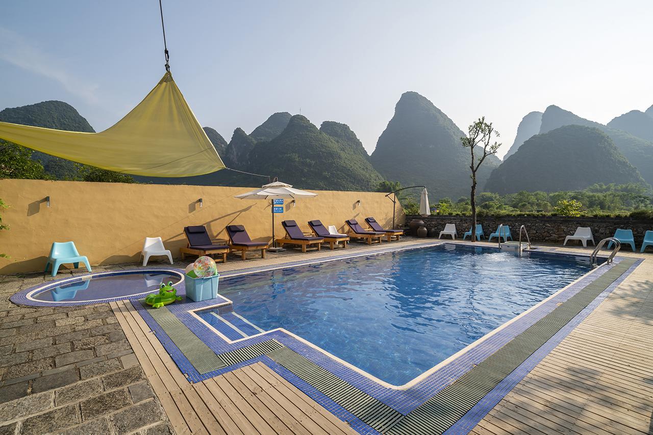 The Giggling Tree Hotel Yangshuo Exterior photo